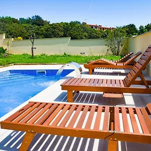 - Istrian Dream With Swimming Pool Apartment